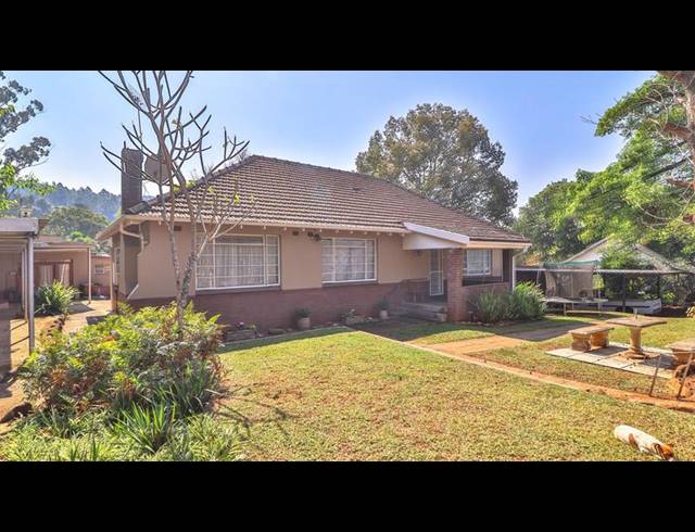 7 BEDROOM HOUSE FOR SALE IN BOUGHTON